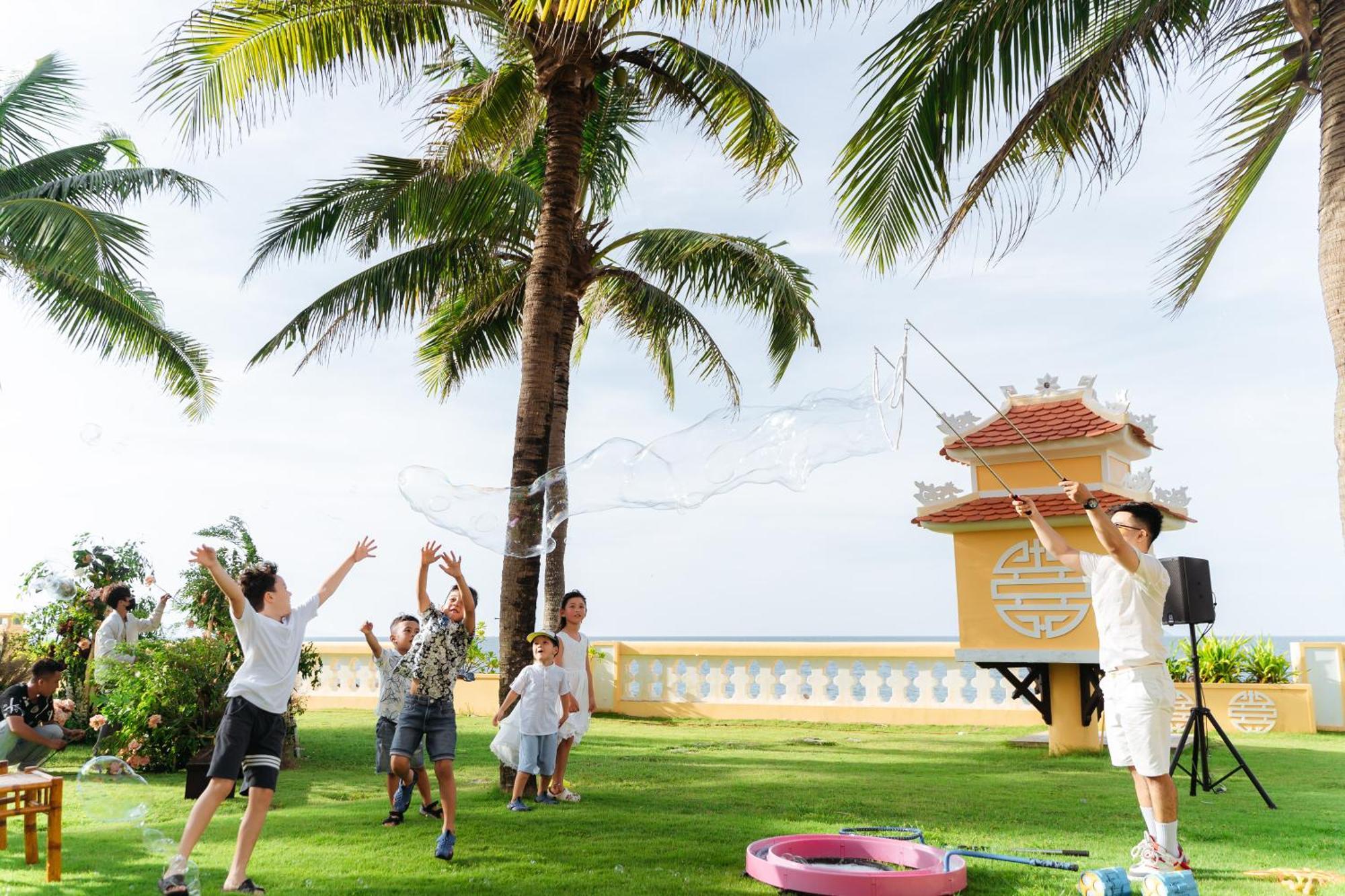 Victoria Hoi An Beach Resort & Spa Exterior photo