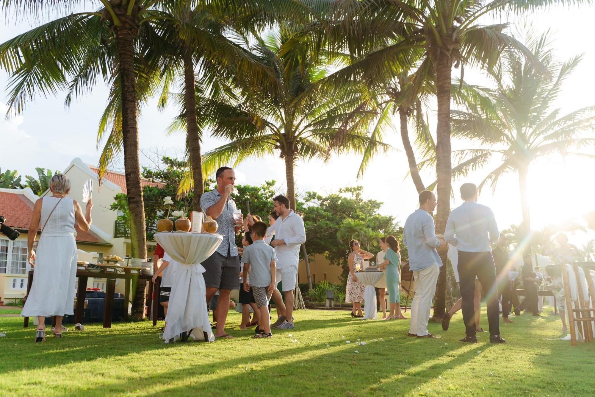 Victoria Hoi An Beach Resort & Spa Exterior photo